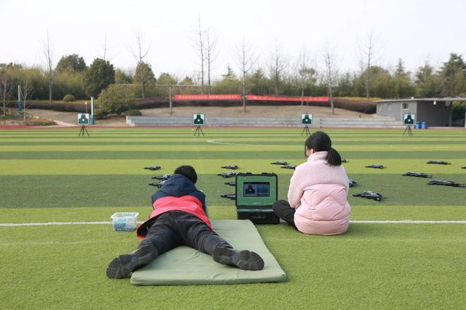 大学军训射击训练新选择 激光打靶安全高效