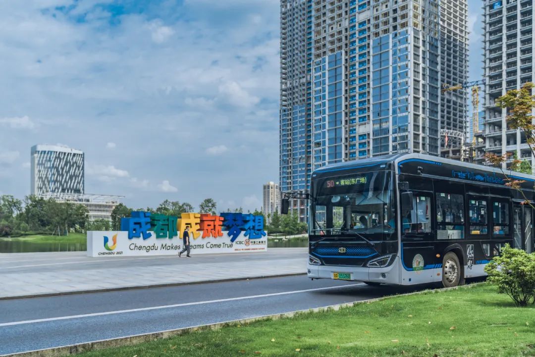 推动城市绿色出行发展建议,关乎交通减碳与道路使用机制