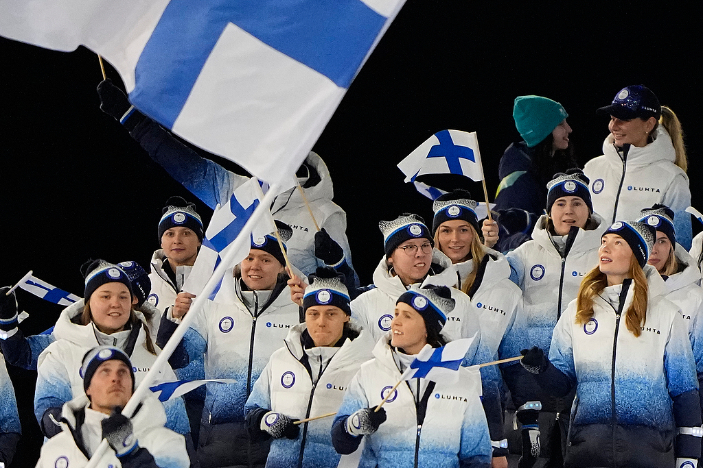 来自世界各地的运动员怀揣着梦想走进赛场。米兰冬奥会的开幕式真是太美了。