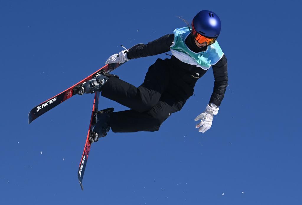 北京冬奥会赛程过半,中国代表团亮点突出,多项目实现参赛突破