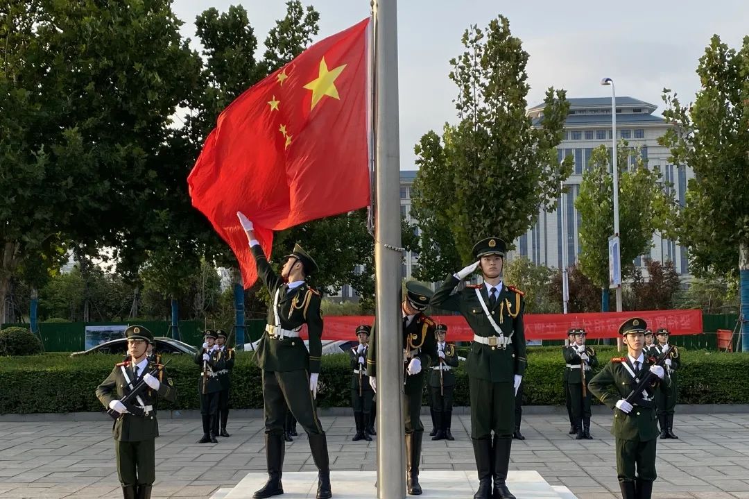 2021 级新生入学,面对众多社团咋选?高校团委书记给建议