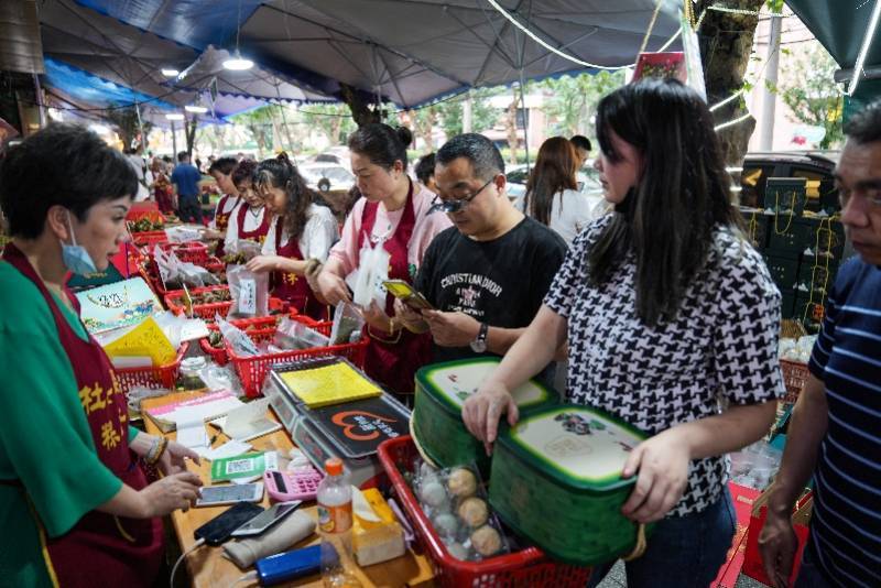 二十大报告权威解读如何提高城市规划建设治理水平应对疫情