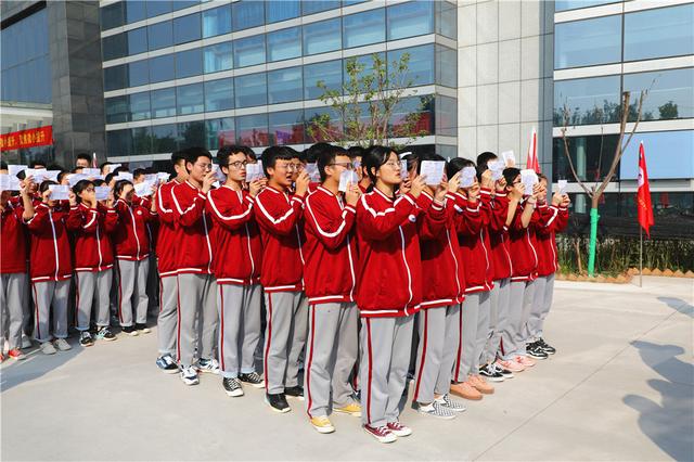 高考成绩揭晓后,这些分数段考生到底适不适合复读?