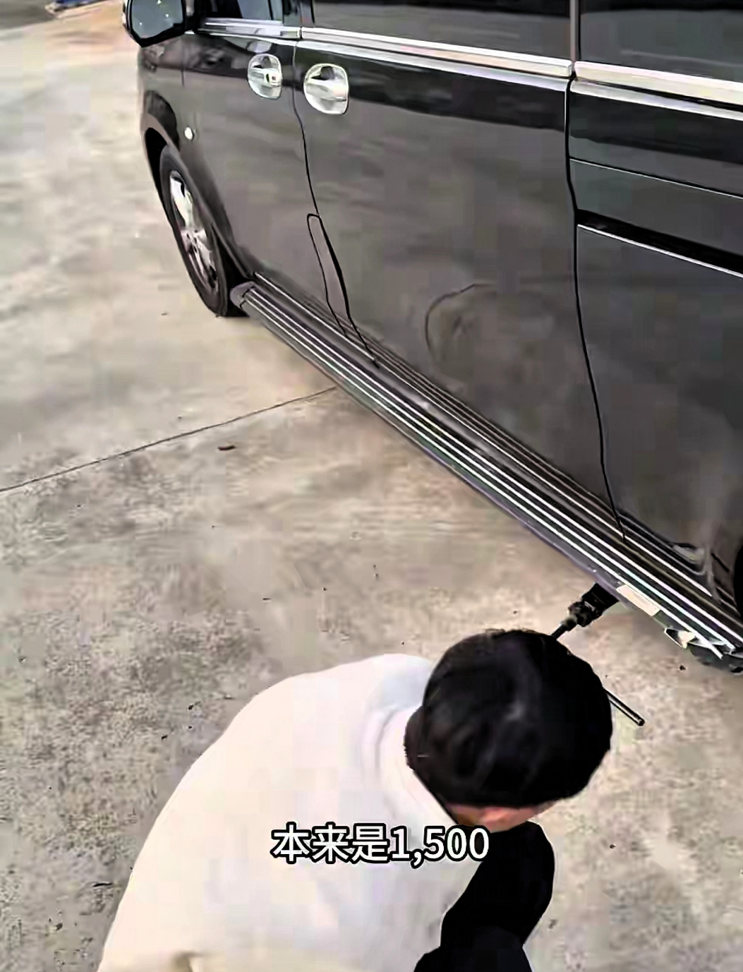 云南春节高速自驾游爆胎,游客遭遇连环宰客